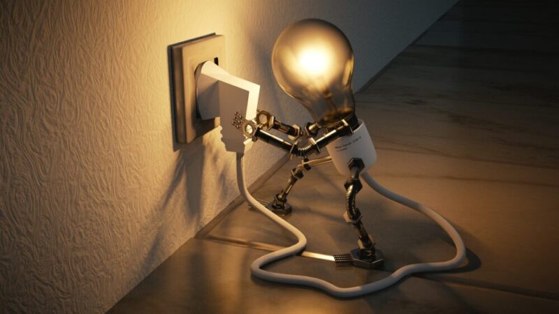 Light bulb outlet