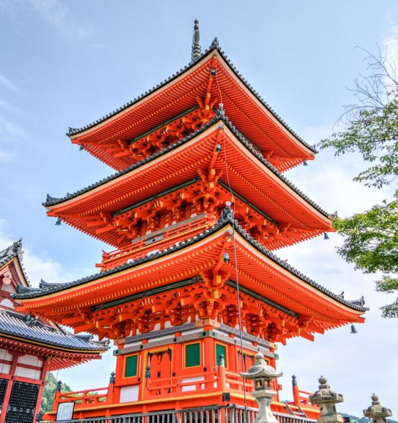 sensoji temple japan